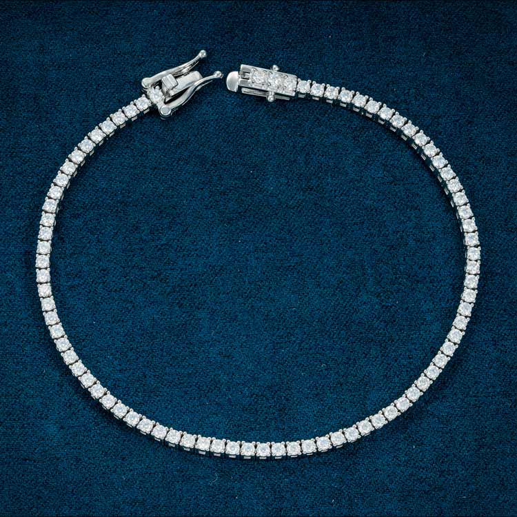 925 Sterling Silver 2mm Moissanite Tennis Bracelet - 14K White